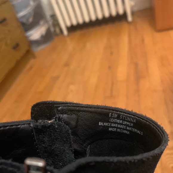 SOLD - Picture 3 of 4